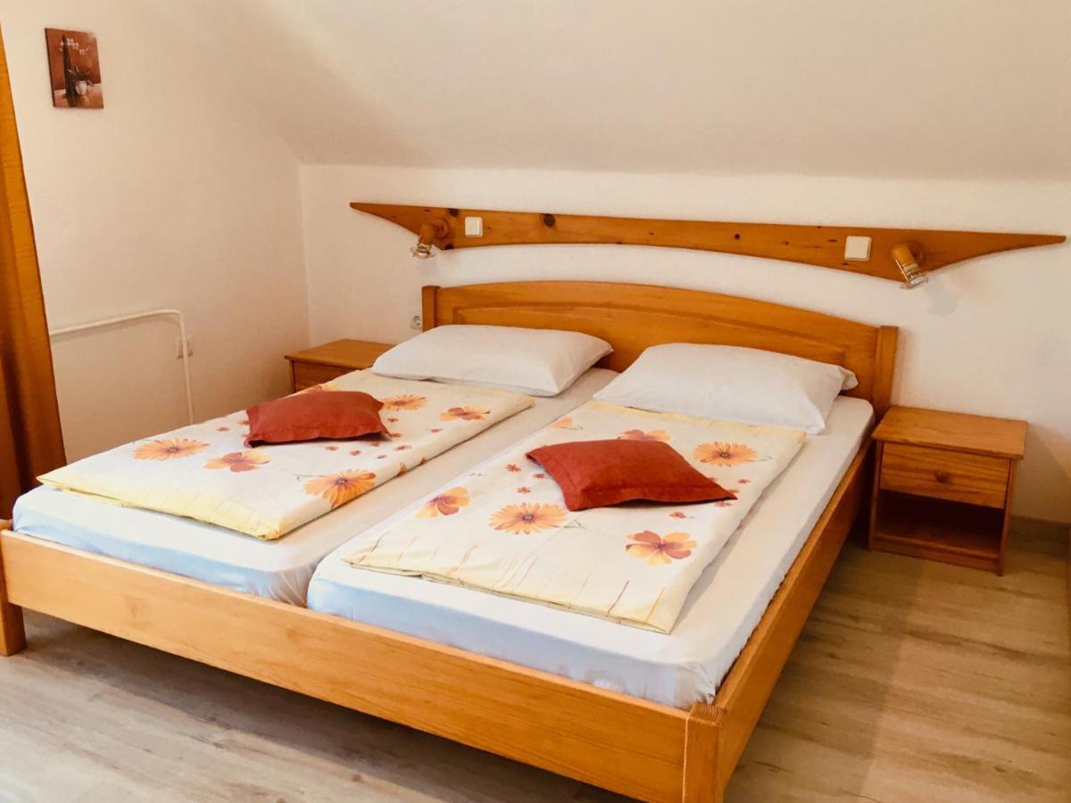 Apartment Milena Nomenj Kültér fotó